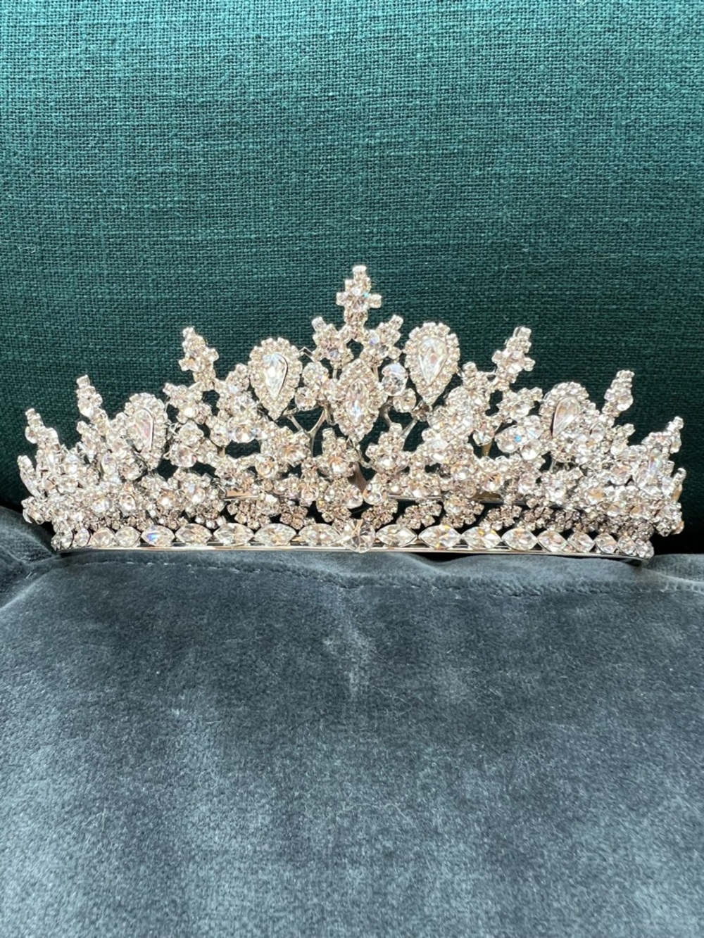 ELLEE Couture GEMNA 3D CRYSTAL TIARA